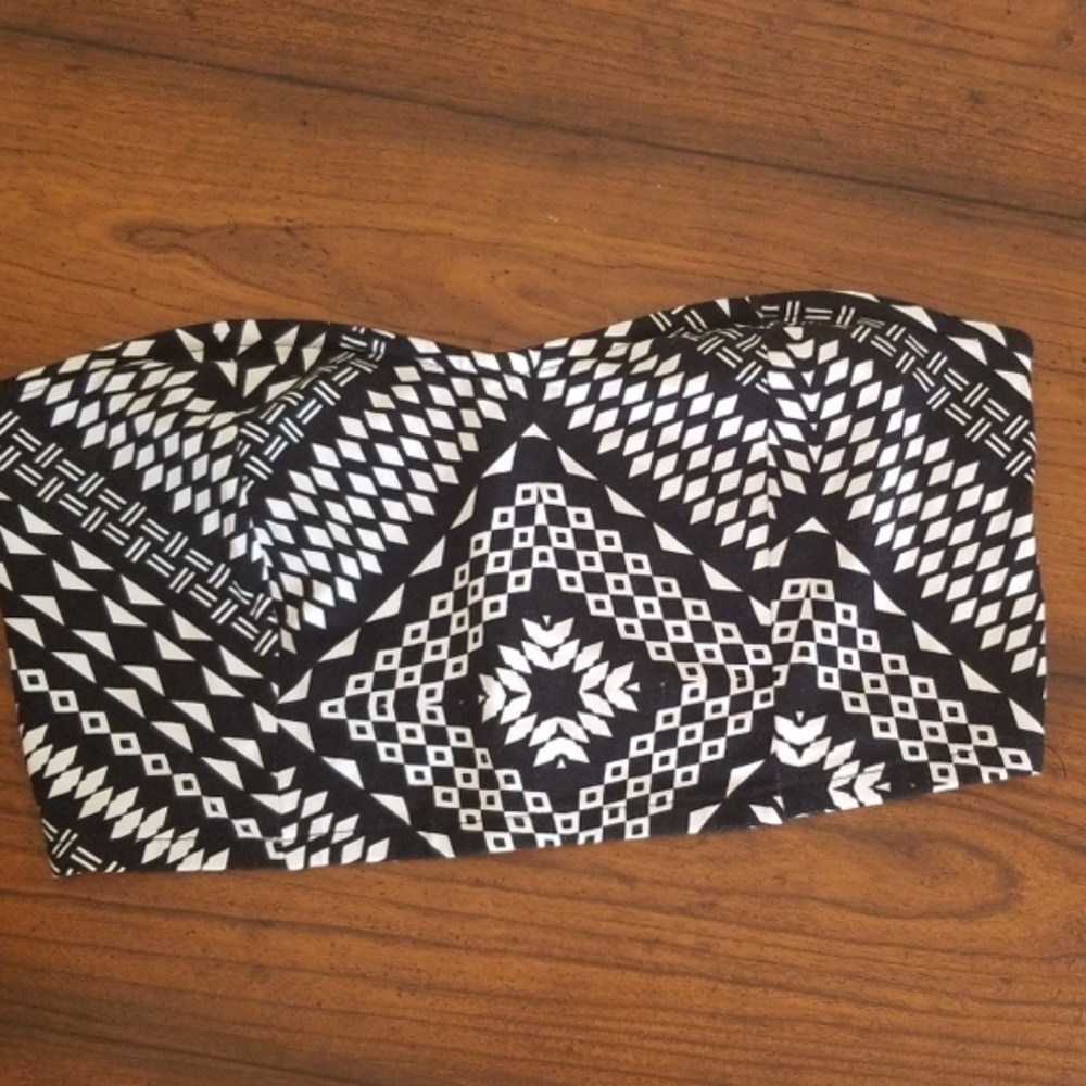 FINAL PRICE NWOT Bandeau crop